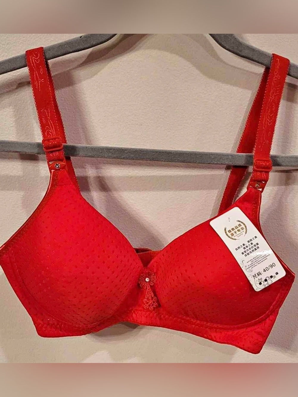 Red Smooth Everyday Bra Size 40B/C